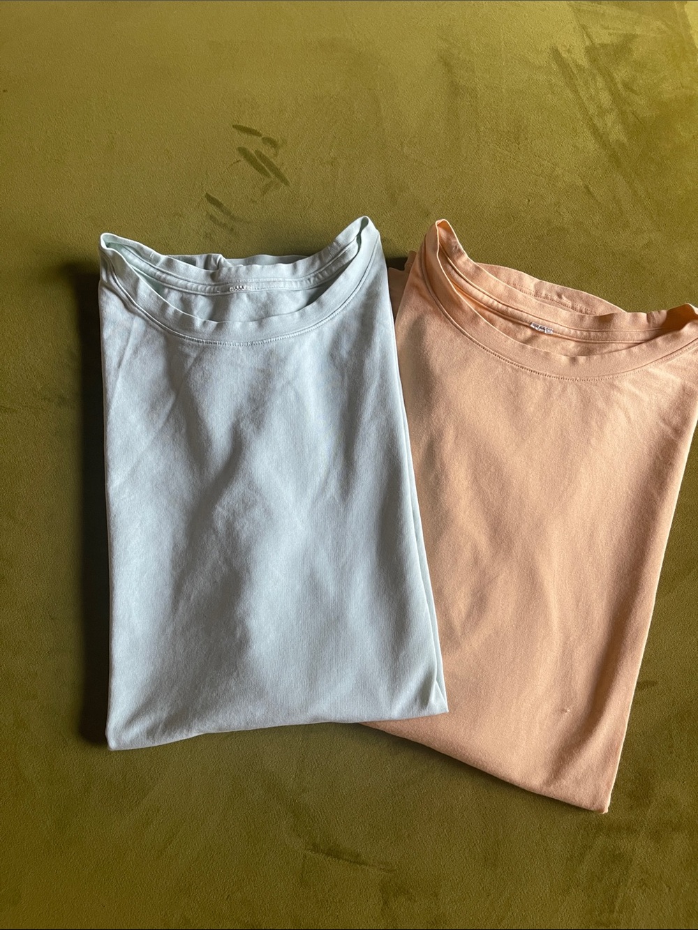 lululemon athletica Short Sleeve Tees * Set/2 * Sz L * Great condition